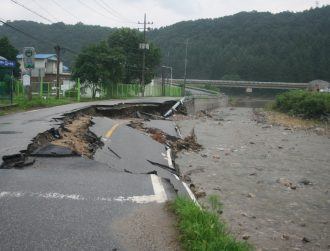 Researchers use AI to develop early flood warning system